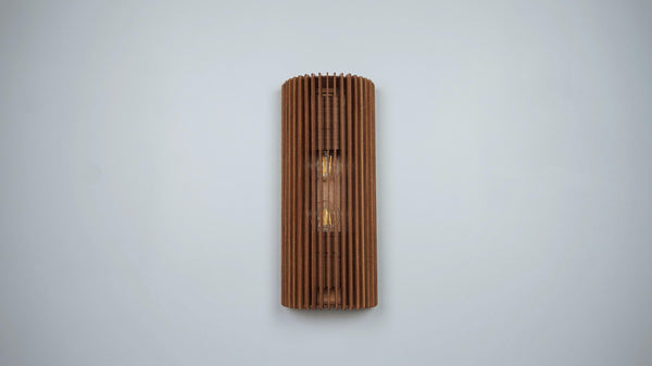 Ribbed wooden wall light – modern design