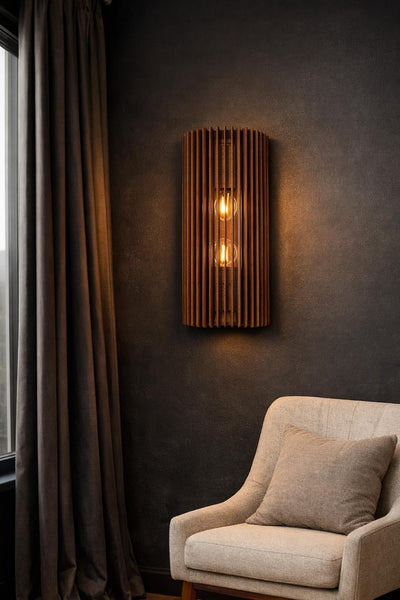 Ribbed wooden wall light – modern design – photo 5